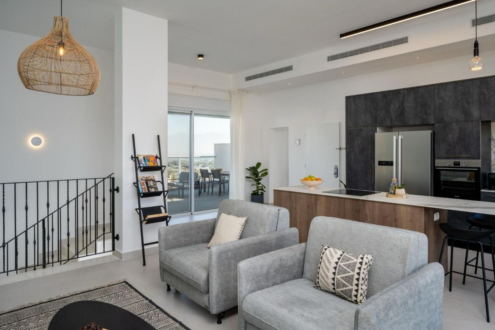 Апартаменты Mountain And Sea View - Penthouse With Private Pool Эйлат Экстерьер фото